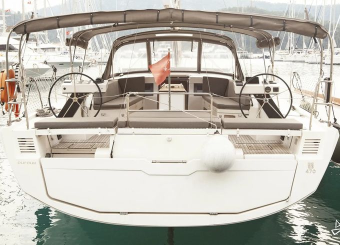 Dufour 470
