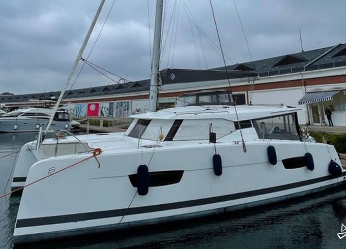 Fountaine Pajot Isla 40