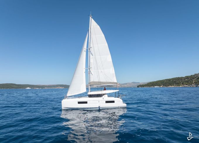 Lagoon 38