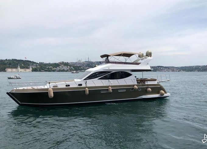 Custom Made Motoryacht