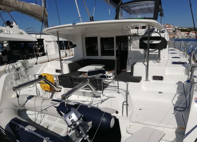 Lagoon 40