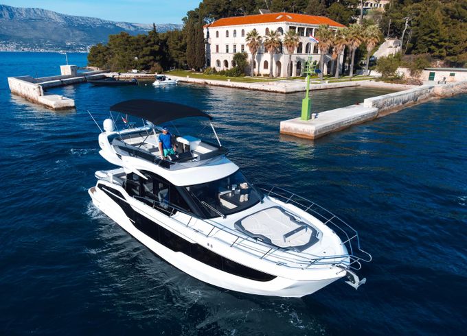 Galeon 440 Fly