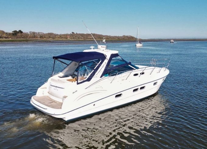 Sealine S38