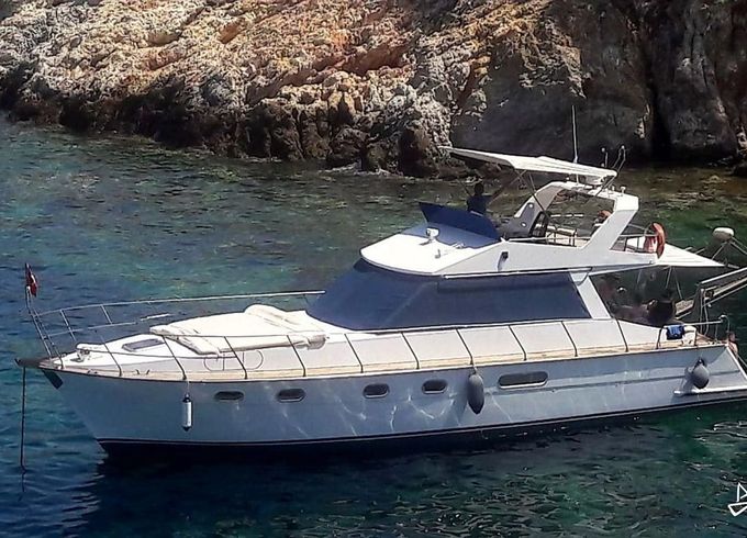 Custom Made Motoryacht