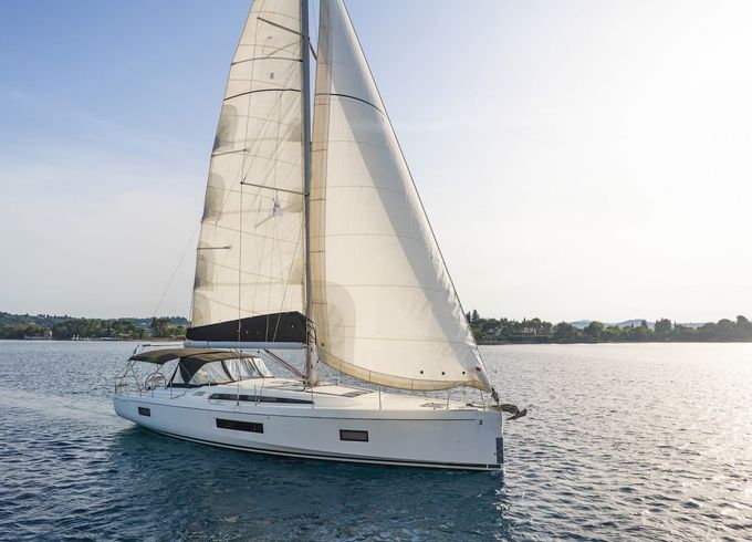 Beneteau Oceanis 51.1