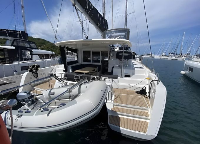 Lagoon 40