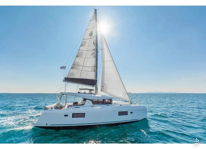 Lagoon 42