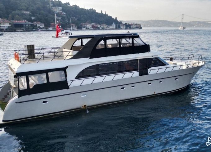 Custom Made Motoryacht