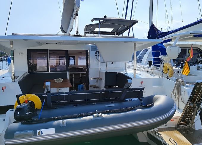 Fountaine Pajot Isla 40