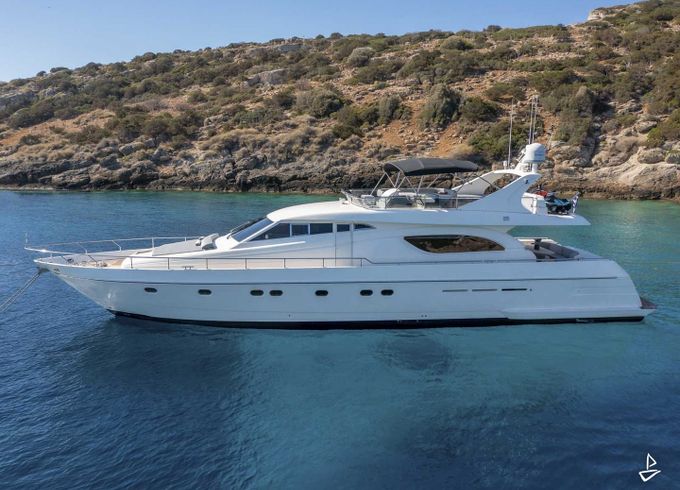 Ferretti Yachts 72