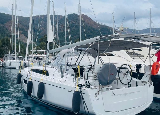 Beneteau Oceanis 34.1