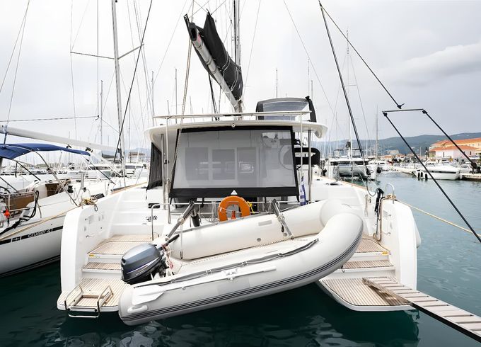Lagoon 40