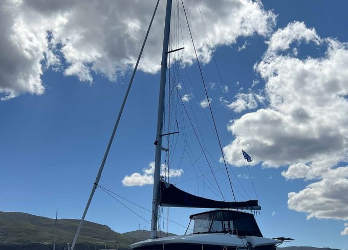 Lagoon 51