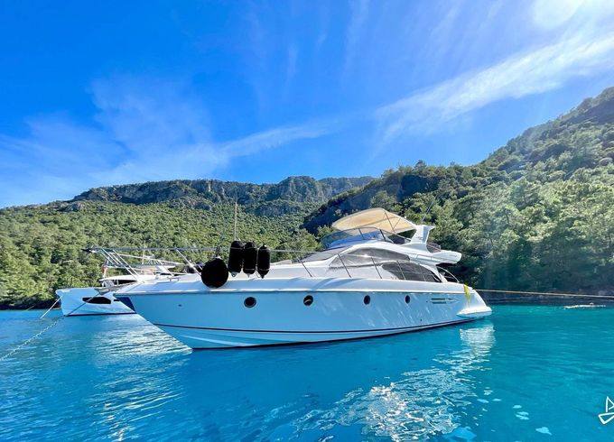 Azimut 50