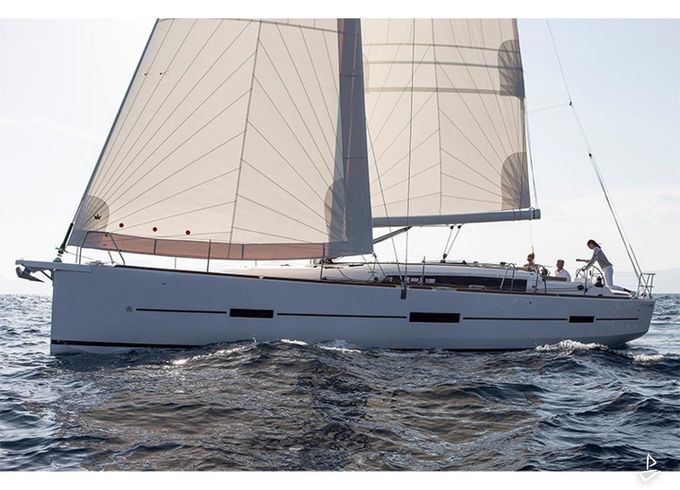 Dufour 460