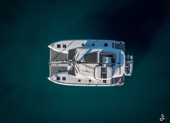 Lagoon 43