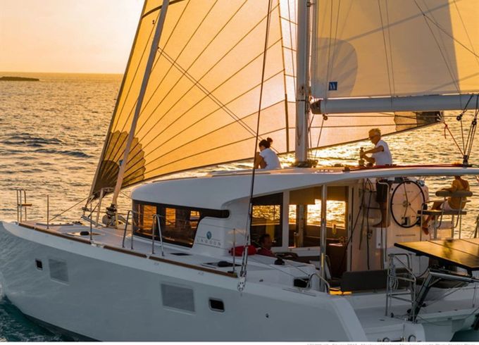 Lagoon 39