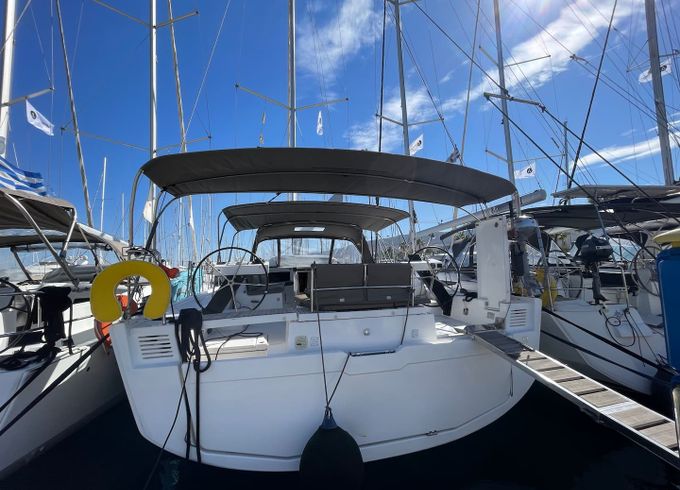 Dufour 530