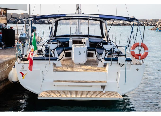 Beneteau Oceanis 51.1