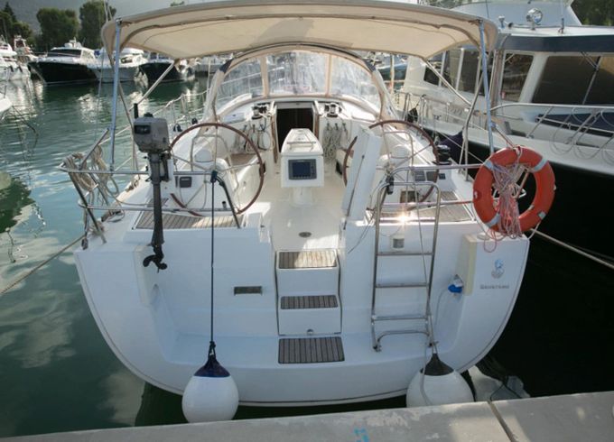 Beneteau Oceanis 43