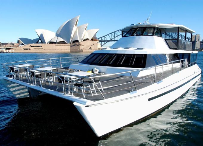 Incat Crowther 66
