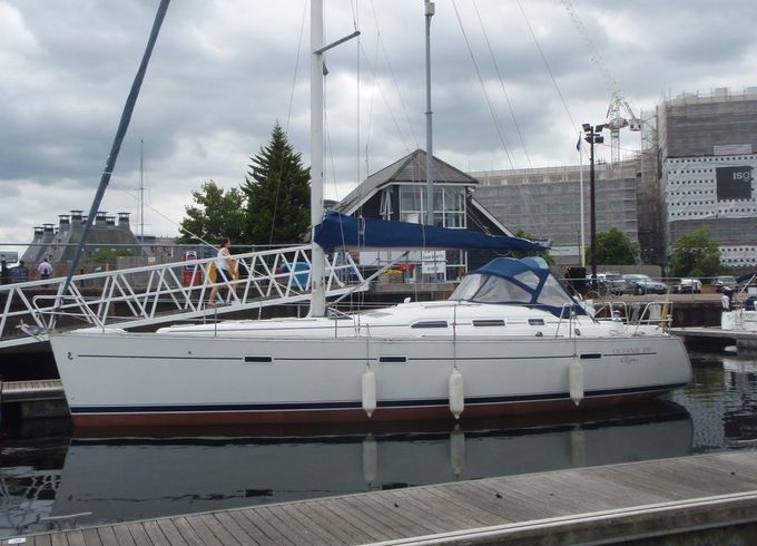 Beneteau Oceanis 393