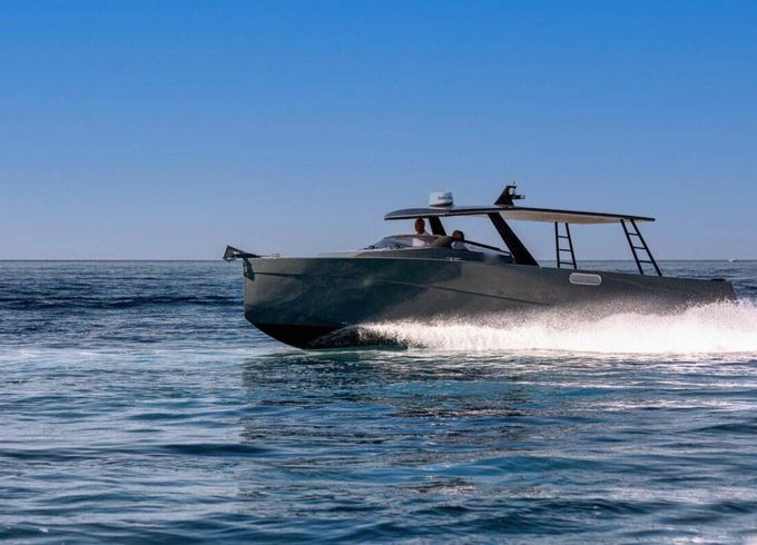 Colnago Marine 35