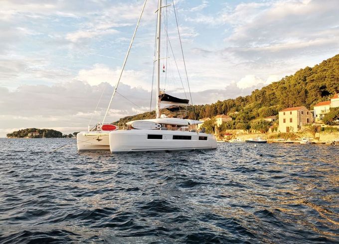 Lagoon 50