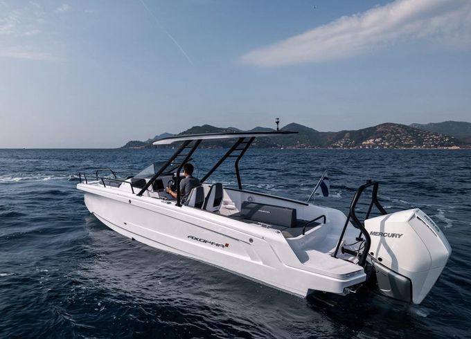 Axopar 25 Cross top