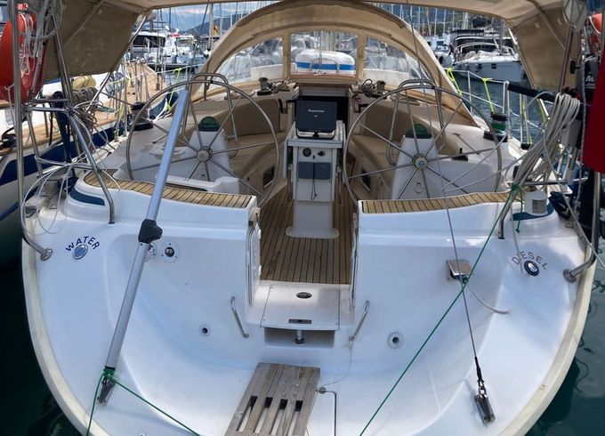 Bavaria 44