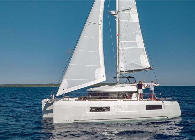Lagoon 40