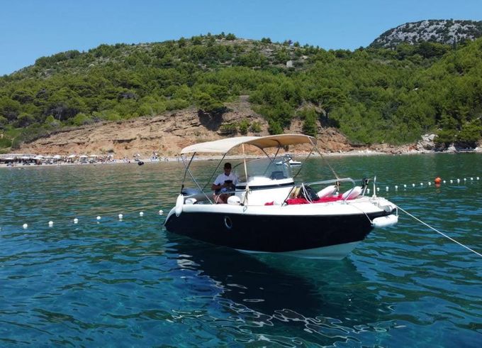 Hardy Marine Fisher 20