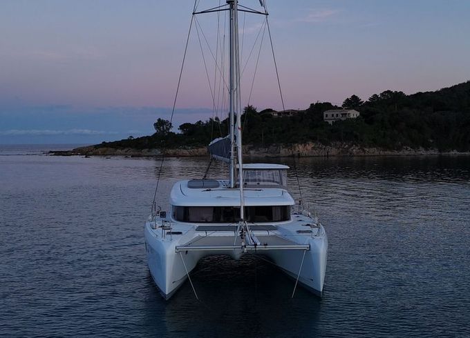 Lagoon 42