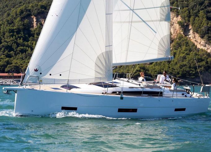 Dufour 430