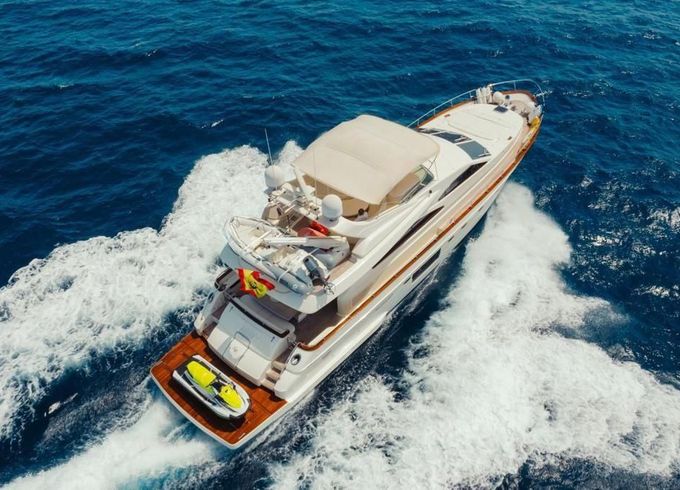 Astondoa 72