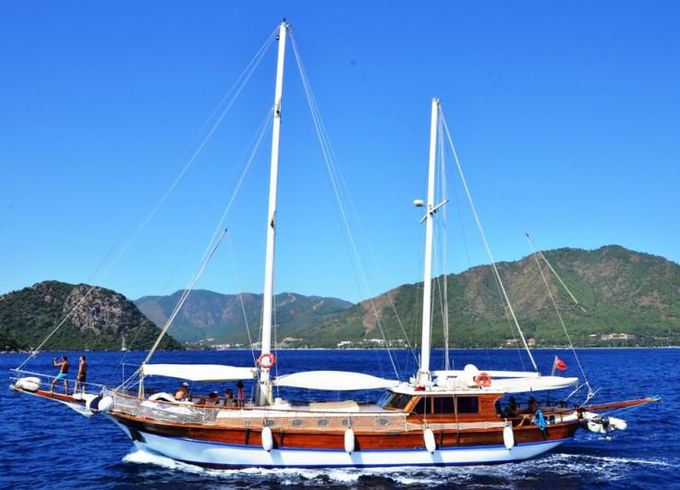 Gulet 75