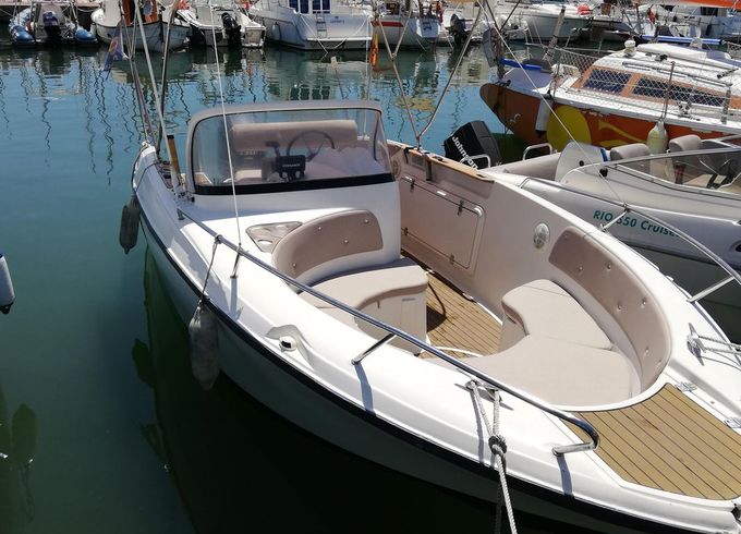 Quicksilver 600 Commander