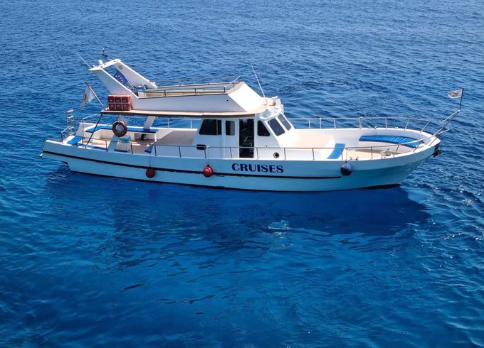 Custom Motorboat 43