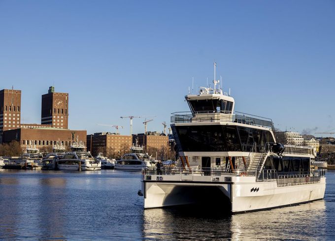 Brødrene Aa 82