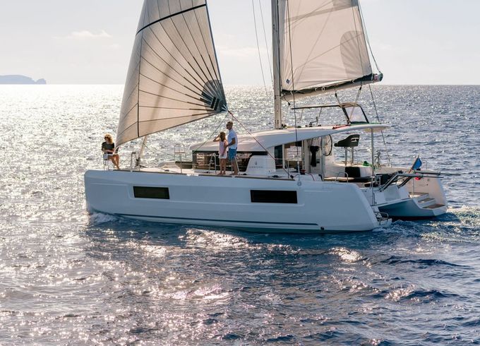 Lagoon 40