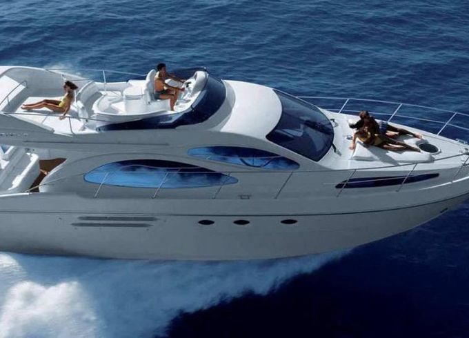 Azimut 52