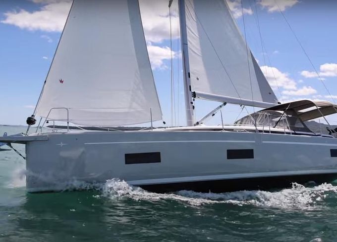 Bavaria C42