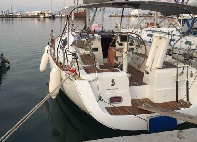 Beneteau Oceanis 37