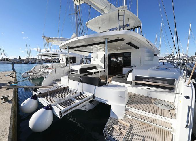 Lagoon 50