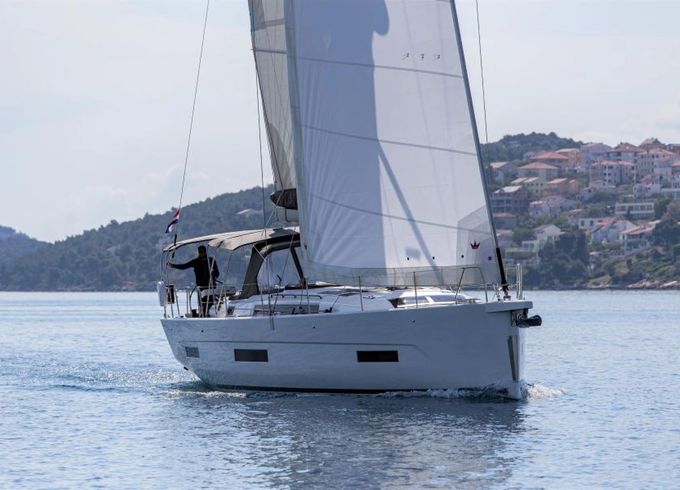 Dufour 530