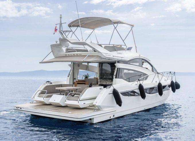 Galeon 430 Skydeck