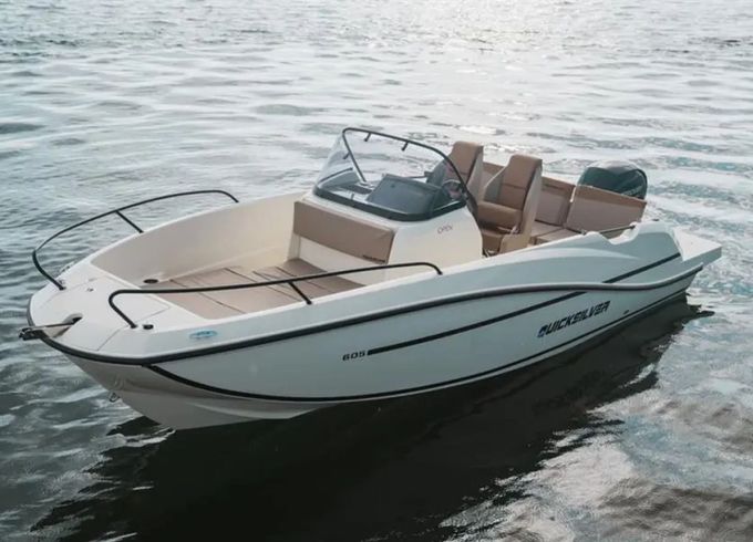 Quicksilver 605 Open