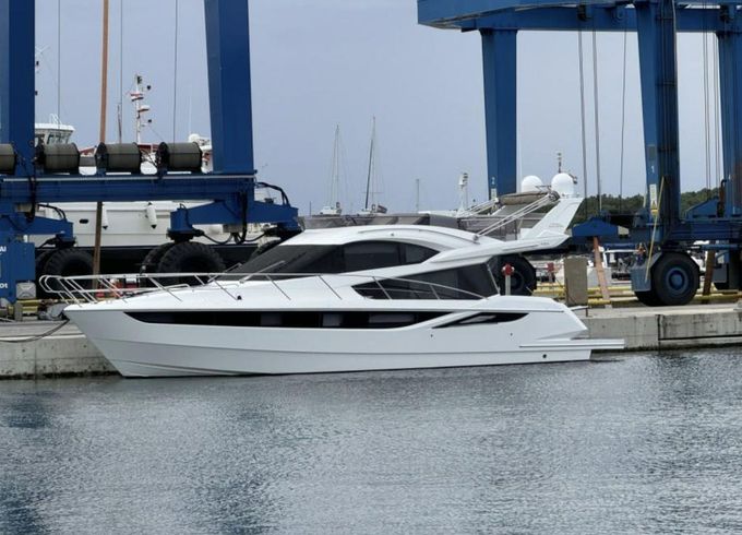Galeon 420 Fly