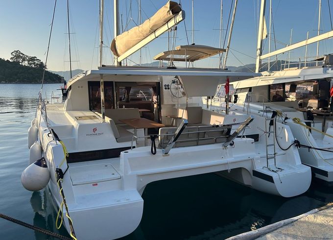 Fountaine Pajot Isla 40