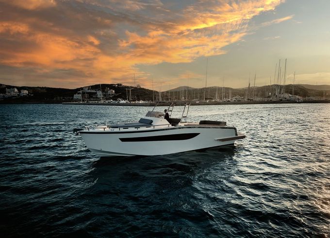 Motorboat 38